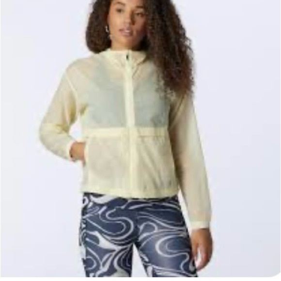 New Balance Jackets & Blazers - New NWT New Balance Impact Run Light Jacket Packable Yellow Women’s Large L